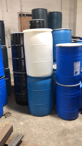 55 gallon used plastic closed top drums, non haz